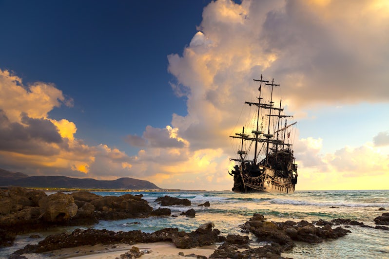 Pirates Then and Now: Could Pirates Attack My Cruise Ship? (Photo: proslgn/Shutterstock)