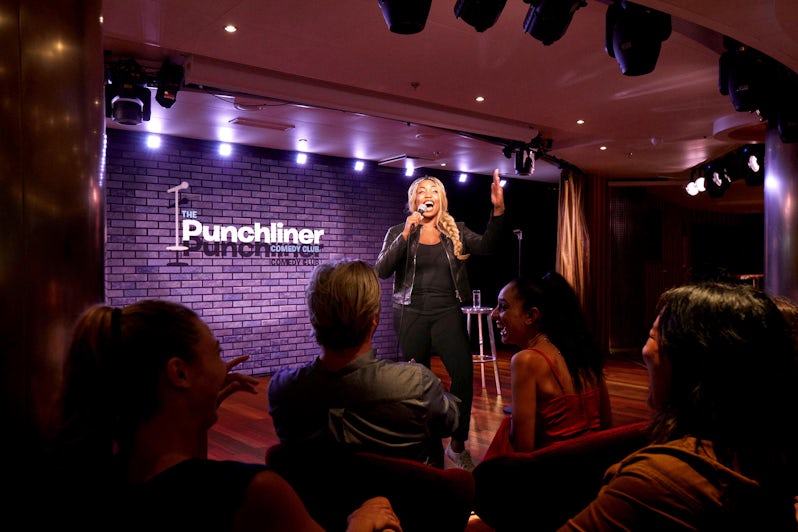 Punchliner Comedy Club (Photo: Carnival Cruise Line)