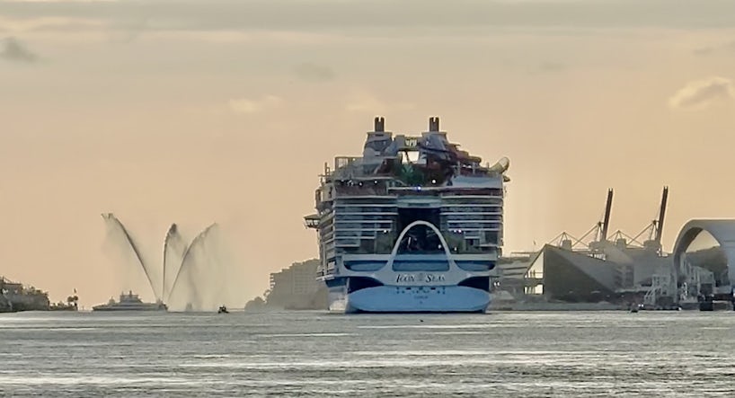 Icon of the Seas arrives in Miami accompanied by fireboats (Photo: Chris Gray Faust)