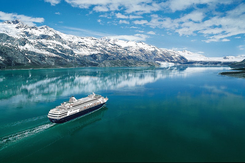 Holland America ship cruising in Alaskan waters (Photo: Holland America Line)
