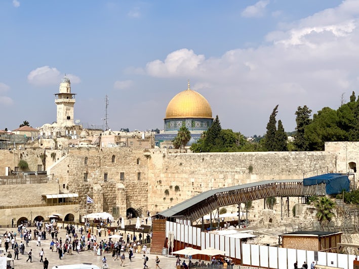 Al Aqsa Mosque and Wailing Wall in Jerusalem