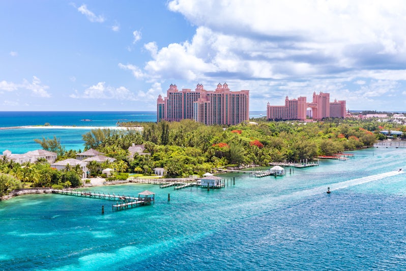 Paradise Island, Nassau, Bahamas (Photo: Pola Damonte/Shutterstock)