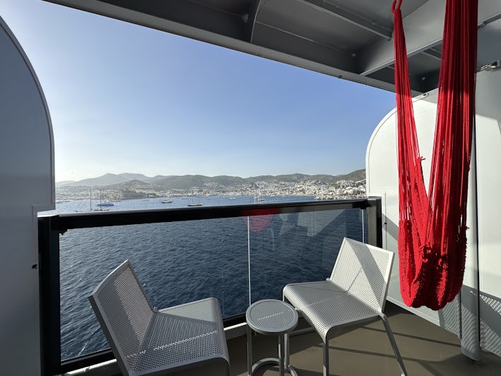 Sea Terrace room balcony on Virgin Voyages' Resilient Lady (Photo: Kyle Valenta/Cruise Critic)