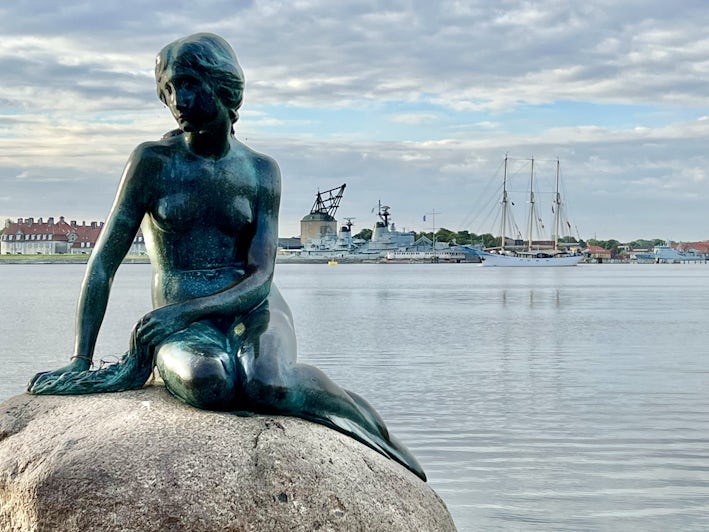 The Little Mermaid statue in Copenhangen, Denmark (Photo: Chris Gray Faust)