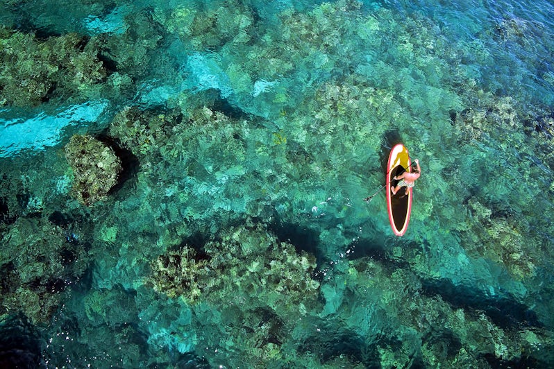 Paddle-Boarding in the Bahamas (Photo: Joe West/Shutterstock)