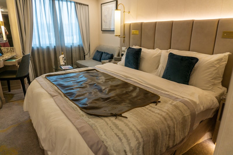 Single Guest Room with Ocean View suites aboard Crystal Symphony are spacious and warm (Photo: Aaron Saunders)