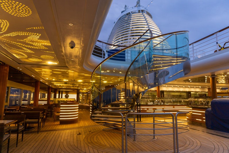 Seven Seas Explorer's attractive open decks (Photo: Aaron Saunders)