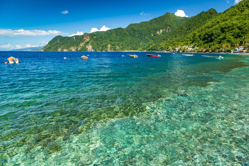 Soufriere Bay, Dominica, Caribbean (Photo: loneroc/Shutterstock)