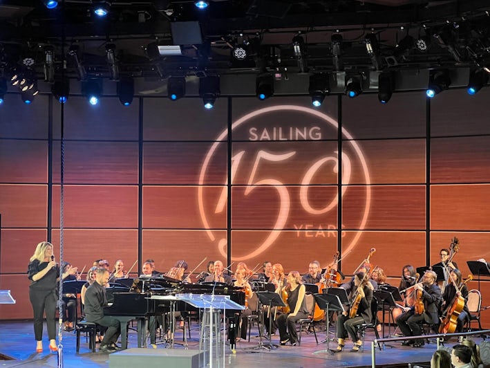 Performance on board Holland America's Rotterdam (Photo: Harriet Baskas)