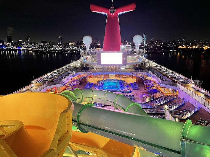 WaterWorks Aqua Park on Carnival Radiance (Photo/Peter Knego) 