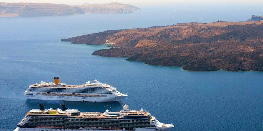 Cruise ships in the Mediterranean (Photo: Ravil Sayfullin/Shutterstock.com)