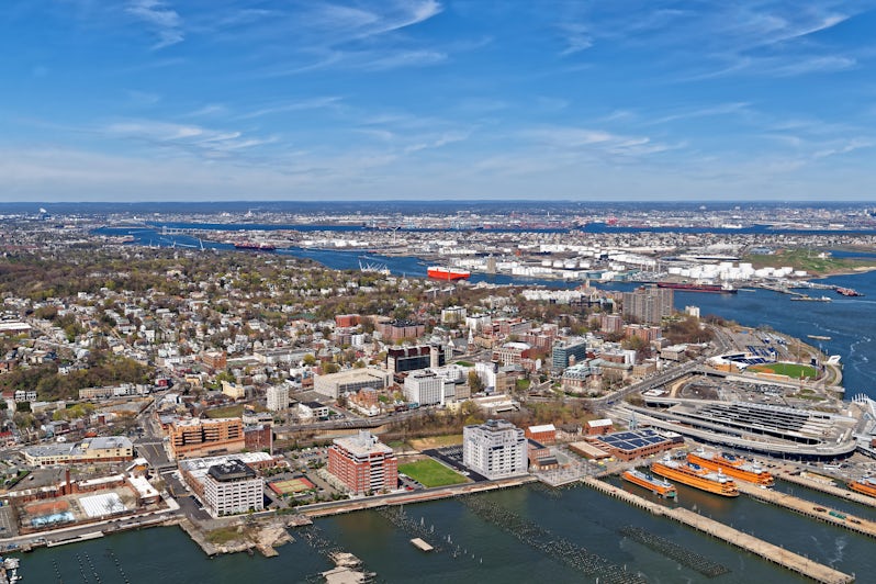 Aerial view of Port Newark in Bayonne, New Jersey USA (Photo: Roman Babakin/Shutterstock)