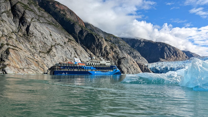 American Queen Voyages' Ocean Victory sits just off Sawyer Glacier in Alaska. (Photo: Colleen McDaniel)