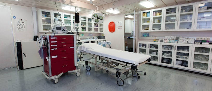 Picture of a stretcher in a cruise ship medical center