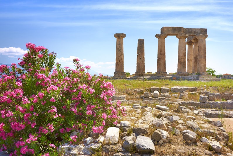 Ruins of the Temple of Apollo, Corinth, Peloponnese, Greece (Photo: John_Walker/Shutterstock)