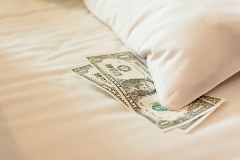 A Cash Tip Which is Common on Cruises (Photo: elwynn/Shutterstock)