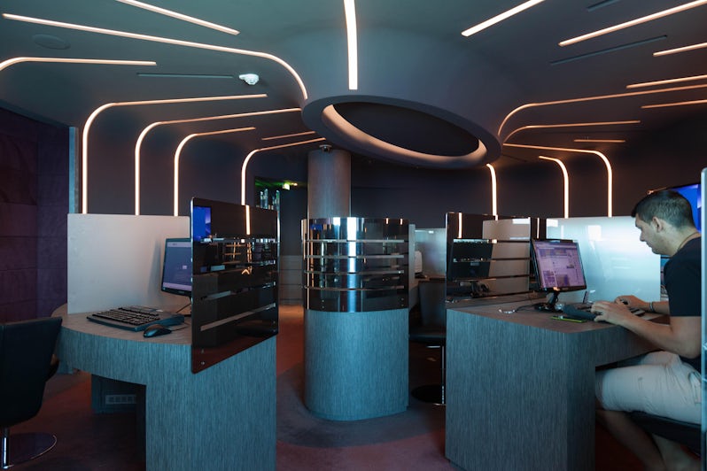 Cyber Cafe on MSC Divina