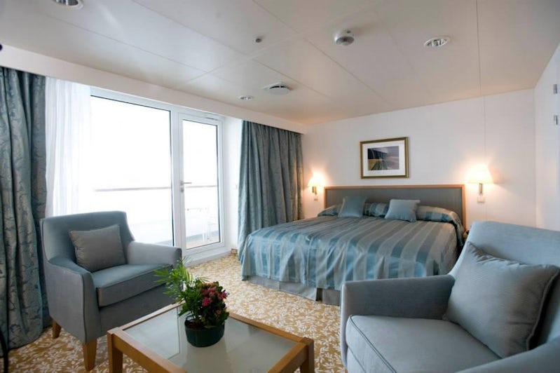 Superior Suite (Grade SS) on Board Braemar (Photo: Fred Olsen Cruises)