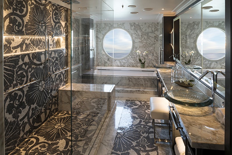 The Crystal Penthouse bathroom onboard Crystal Serenity.