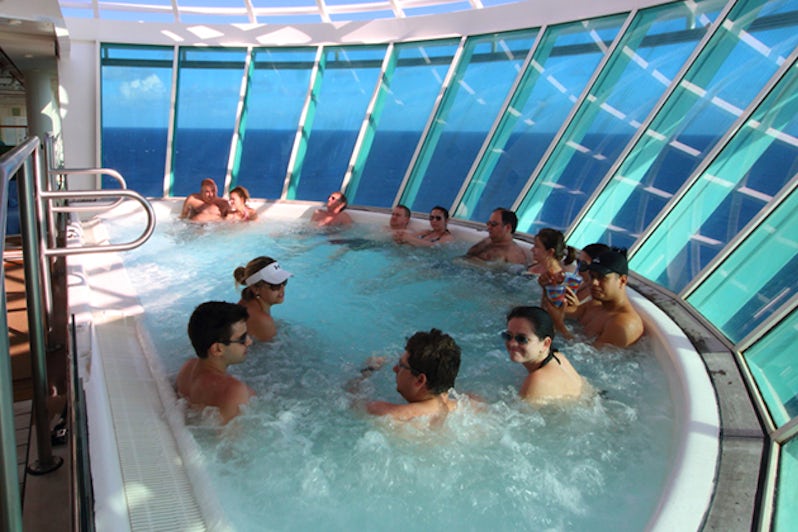 Independence of the Seas - Hot Tubs