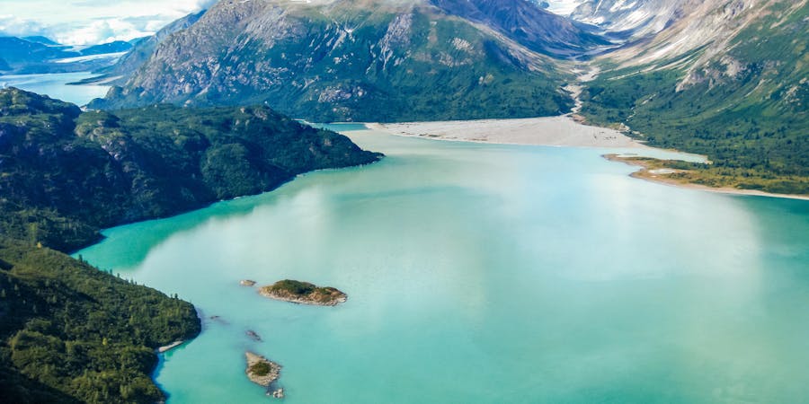 Glacier Bay National Park (Photo: Benny Marty/Shutterstock) Glacier Bay National Park (Photo: Benny Marty/Shutterstock)