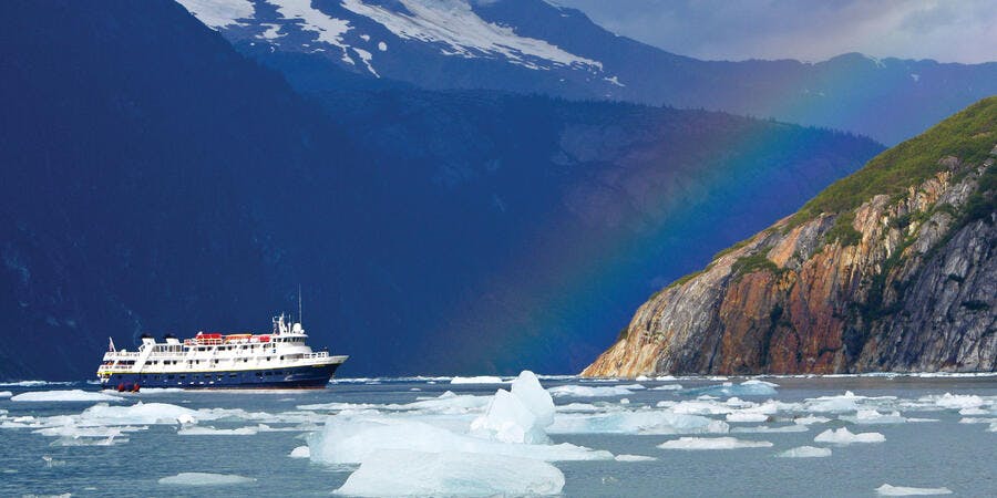 National Geographic Sea Bird ship in Alaska (Photo: Lindblad Expeditions) National Geographic Sea Bird ship in Alaska (Photo: Lindblad Expeditions)