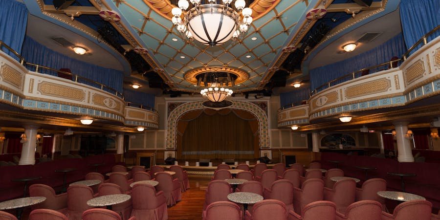Grand Saloon on American Queen (Photo: Cruise Critic) Grand Saloon on American Queen (Photo: Cruise Critic)