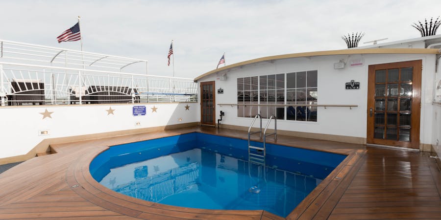 The Pool on American Queen (Photo: Cruise Critic) The Pool on American Queen (Photo: Cruise Critic)