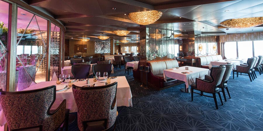 Pinnacle Grill on Nieuw Statendam (Photo: Cruise Critic) Pinnacle Grill on Nieuw Statendam (Photo: Cruise Critic)