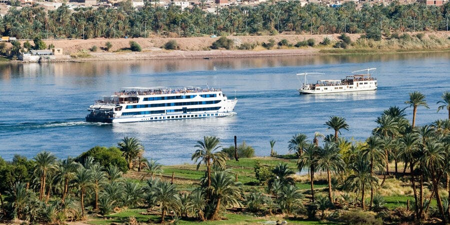 Cruise ship on the Nile River (Photo: erichon/Shutterstock.com) Cruise ship on the Nile River (Photo: erichon/Shutterstock.com)