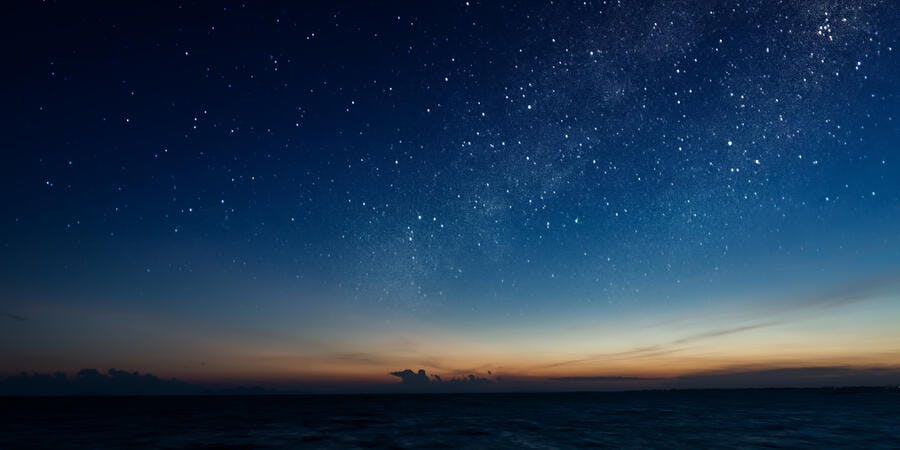 Stargazing at sea (Photo: NOPPHARAT STUDIO 969/Shutterstock.com) Stargazing at sea (Photo: NOPPHARAT STUDIO 969/Shutterstock.com)