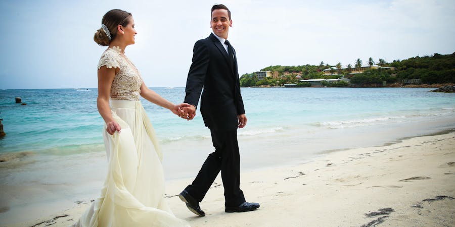 Married Couple Walking Along Shoreline (Photo: Royal Caribbean International) Married Couple Walking Along Shoreline (Photo: Royal Caribbean International)
