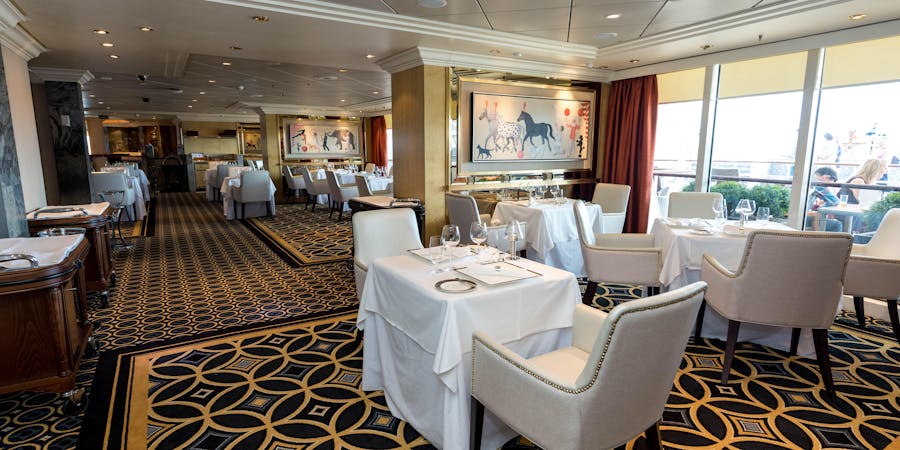The Verandah on Queen Mary 2 (Photo: Cruise Critic) The Verandah on Queen Mary 2 (Photo: Cruise Critic)