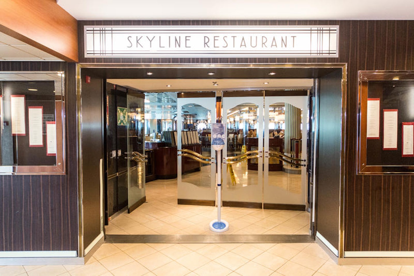 Skyline Restaurant on Pride of America