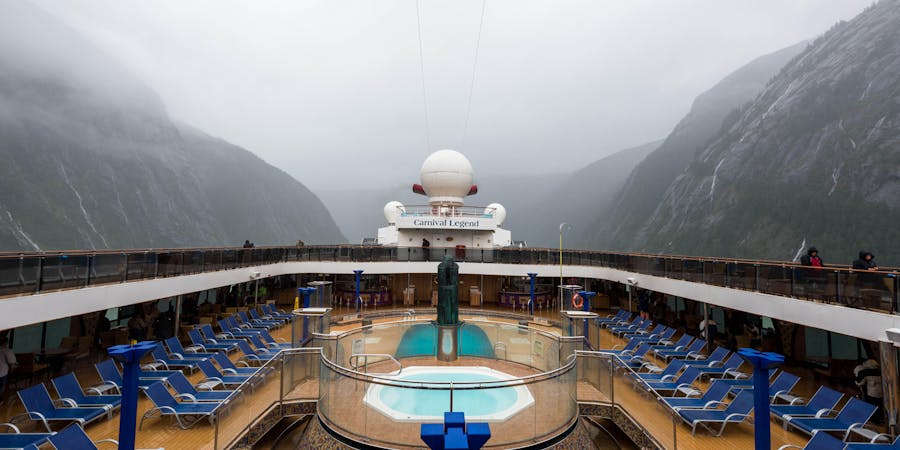 Scenic Cruising in Tracy Arm Fjord, Alaska Scenic Cruising in Tracy Arm Fjord, Alaska