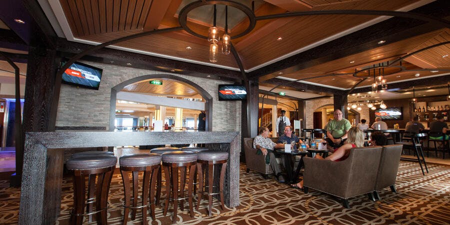 Celebrity Equinox's Gastrobar (Photo: Cruise Critic) Celebrity Equinox's Gastrobar (Photo: Cruise Critic)
