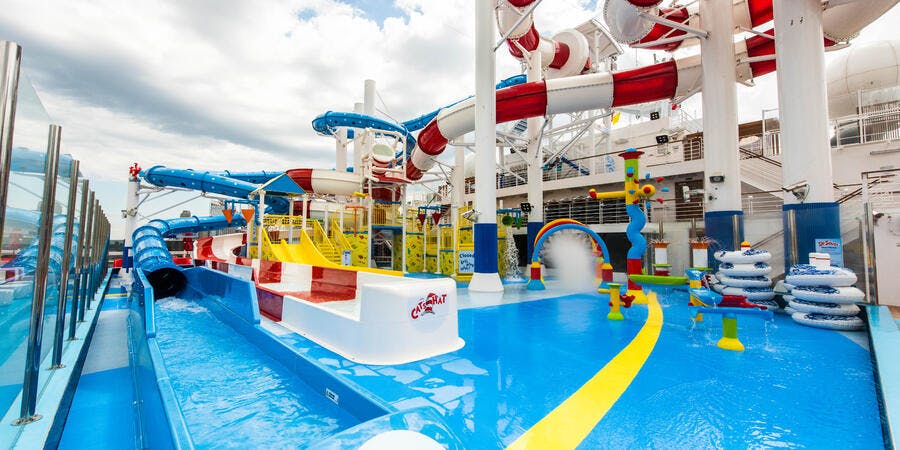 Carnival Horizon's Dr. Seuss WaterWorks (Photo: Cruise Critic) Carnival Horizon's Dr. Seuss WaterWorks (Photo: Cruise Critic)