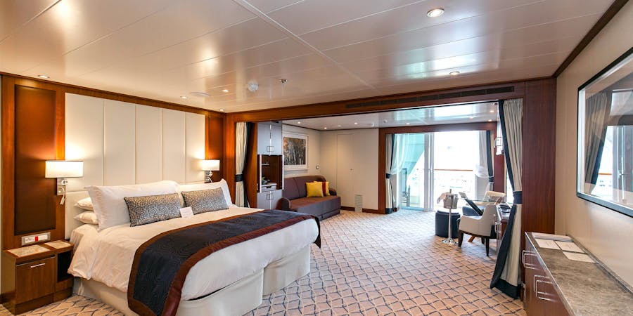 The Accessible Penthouse Suite on Seabourn Ovation (Photo: Cruise Critic) The Accessible Penthouse Suite on Seabourn Ovation (Photo: Cruise Critic)