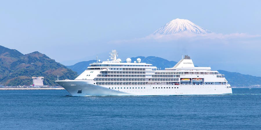 Silver Shadow in Shimizu, Japan (Photo: Silverseas) Silver Shadow in Shimizu, Japan (Photo: Silverseas)