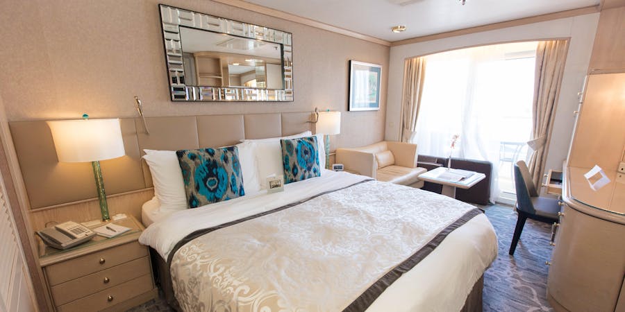The Deluxe Cabin with Verandah on Crystal Symphony (Photo: Cruise Critic) The Deluxe Cabin with Verandah on Crystal Symphony (Photo: Cruise Critic)