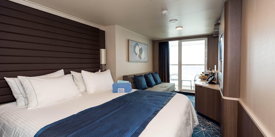 The Balcony Cabin on Norwegian Bliss (Photo: Cruise Critic) The Balcony Cabin on Norwegian Bliss (Photo: Cruise Critic)