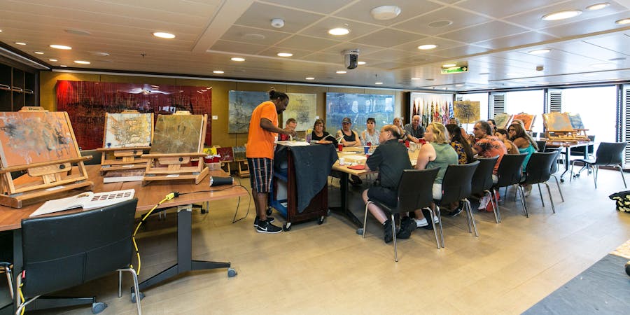Artist Loft on Riviera (Photo: Cruise Critic) Artist Loft on Riviera (Photo: Cruise Critic)