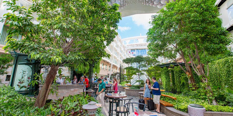 Central Park on Allure of the Seas (Photo: Cruise Critic) Central Park on Allure of the Seas (Photo: Cruise Critic)