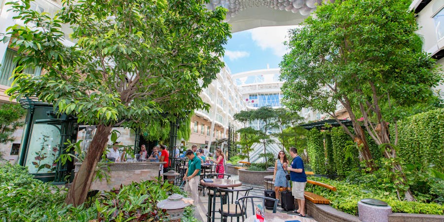 Central Park on Allure of the Seas (Photo: Cruise Critic) Central Park on Allure of the Seas (Photo: Cruise Critic)