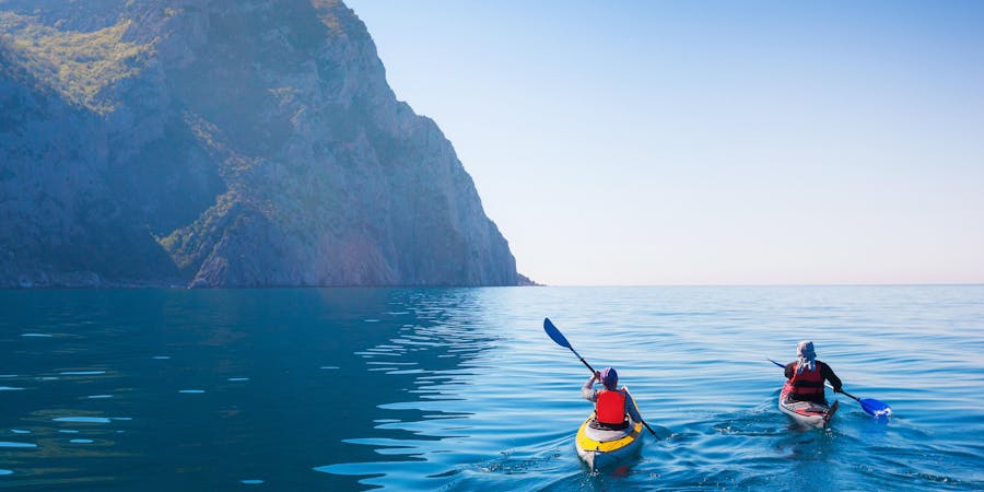 Couple Kayaking (Photo: Kuznetcov_Konstantin/Shutterstock) Couple Kayaking (Photo: Kuznetcov_Konstantin/Shutterstock)