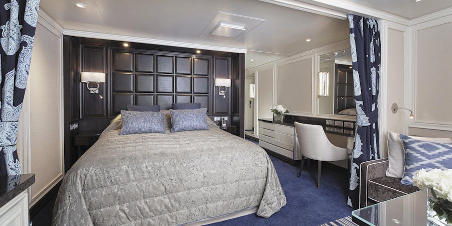 Seven Seas Explorer Concierge Suite (Photo: Regent Seven Seas Cruises) Seven Seas Explorer Concierge Suite (Photo: Regent Seven Seas Cruises)