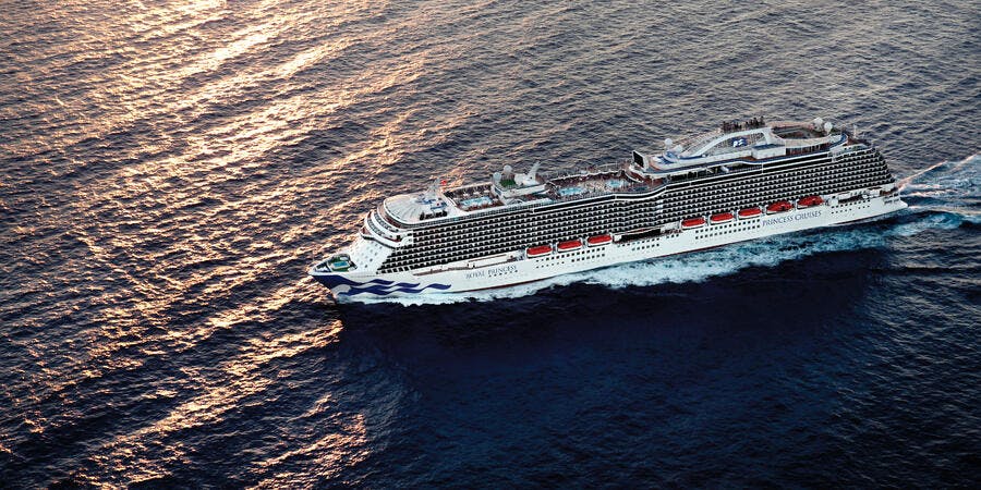 Royal Princess (Photo: Princess Cruises) Royal Princess (Photo: Princess Cruises)
