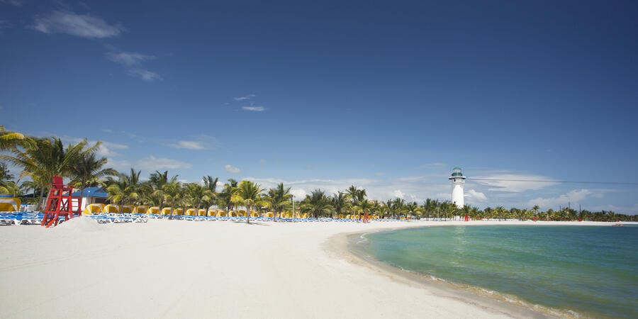 Harvest Caye Beach (Photo: Norwegian Cruise Line) Harvest Caye Beach (Photo: Norwegian Cruise Line)