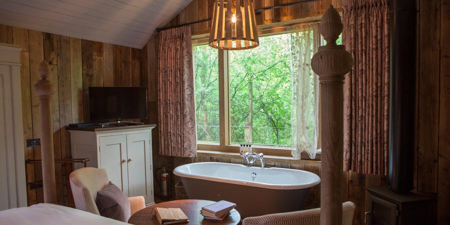 The Pig at Brockenhurst Hotel Room (Photo: Adam Coulter/Cruise Critic) The Pig at Brockenhurst Hotel Room (Photo: Adam Coulter/Cruise Critic)