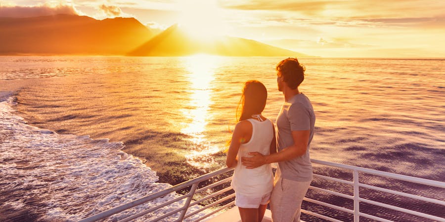 Couple on a Cruise (Photo: Maridav/Shutterstock) Couple on a Cruise (Photo: Maridav/Shutterstock)